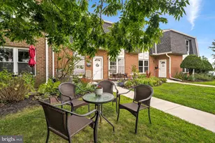 1020 Harbour Dr, Palmyra, NJ 08065 - Photo 3