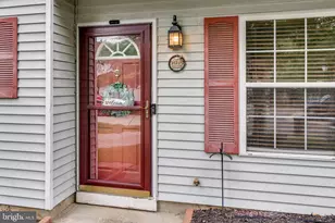 6 Winchester Ct, Bordentown, NJ 08505 - Photo 5