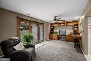136 Lamplighter Ct, Marlton, NJ 08053 - Photo 13