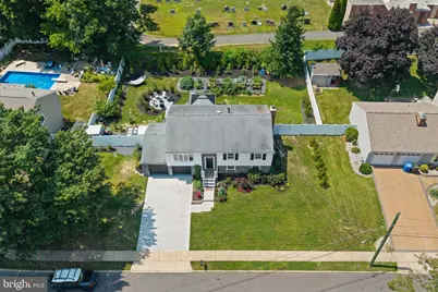 6 Independence Drive, Bordentown, NJ 08505 - Photo 5