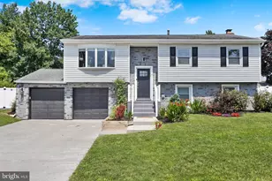 6 Independence Dr, Bordentown, NJ 08505 - Photo 3