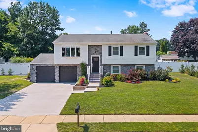 6 Independence Drive, Bordentown, NJ 08505 - Photo 1
