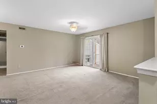 1017 Scotswood Ct, Mount Laurel, NJ 08054 - Photo 3