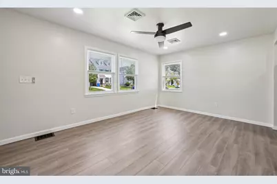 409 Illinois Avenue, Delanco, NJ 08075 - Photo 5