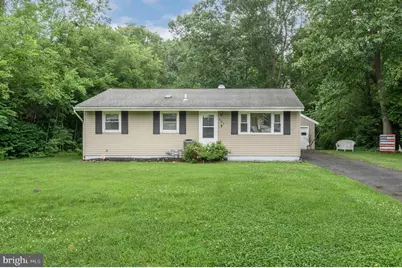 405 Magnolia Road, Mount Laurel, NJ 08054 - Photo 1