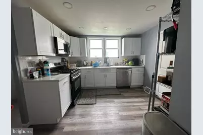 819 W 2nd Street, Florence, NJ 08518 - Photo 5