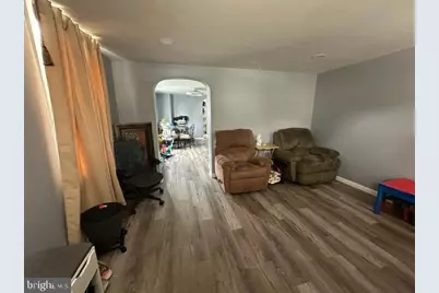 819 W 2nd Street, Florence, NJ 08518 - Photo 3
