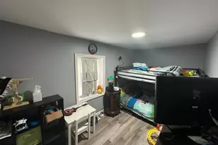 819 W 2nd St, Florence, NJ 08518 - Photo 9