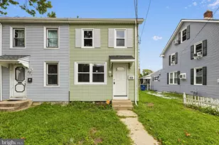 833 W 2nd St, Florence, NJ 08518 - Photo 1