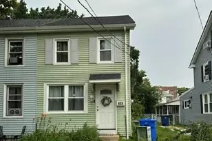 833 W 2nd St, Florence, NJ 08518 - Photo 1