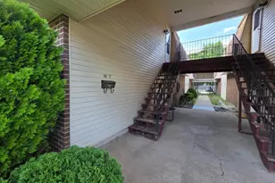 15 Florence Tollgate Pl, Burlington, NJ 08016 - Photo 3