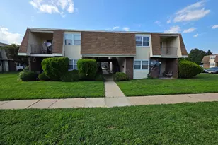 15 Florence Tollgate Pl, Burlington, NJ 08016 - Photo 1