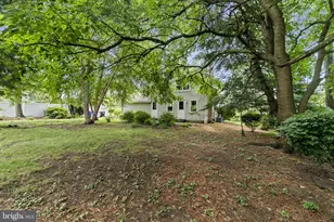 2502 St Charles Pl, Cinnaminson, NJ 08077 - Photo 7