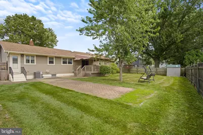 8 W Point Drive, Bordentown, NJ 08505 - Photo 25