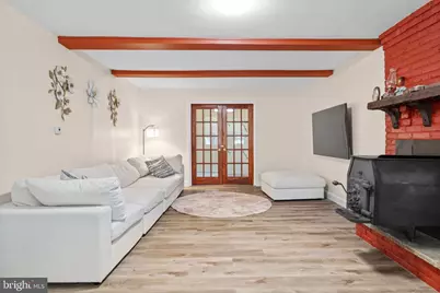 242 Hendrickson Avenue, Beverly, NJ 08010 - Photo 5