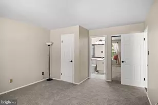 203 Harwood Ct, Mount Laurel, NJ 08054 - Photo 13