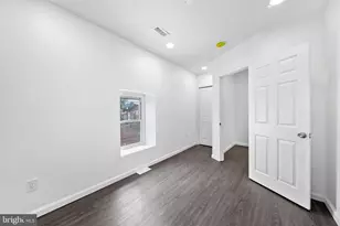 524 York St, Burlington, NJ 08016 - Photo 7