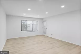 4912 Dunbarton Rd, Mount Laurel, NJ 08054 - Photo 5