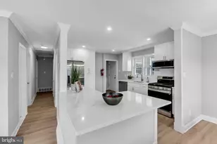 33 W 2nd St, Burlington, NJ 08016 - Photo 25