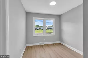 33 W 2nd St, Burlington, NJ 08016 - Photo 29