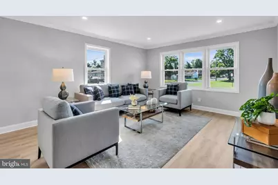 33 W 2nd Street, Burlington, NJ 08016 - Photo 13