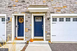 22 Cardinal Wy, Mount Laurel, NJ 08054 - Photo 3