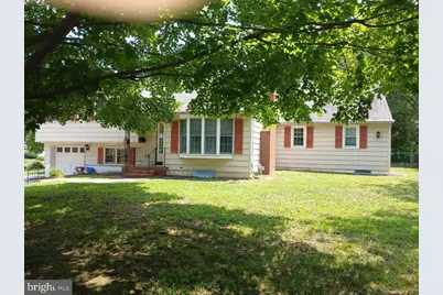 8 Tinker Drive, Mount Holly, NJ 08060 - Photo 1