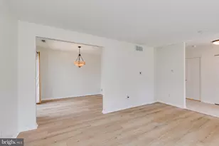 3704 Fenwick Ln, Mount Laurel, NJ 08054 - Photo 9
