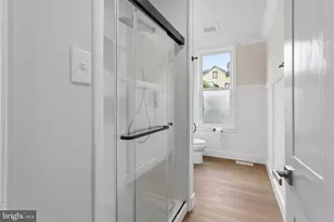 423 W Broad St, Palmyra, NJ 08065 - Photo 25