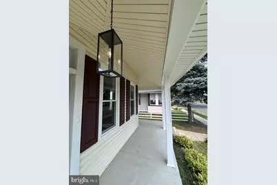 423 W Broad Street, Palmyra, NJ 08065 - Photo 5