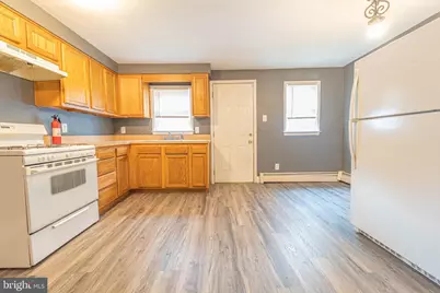 510 York Street N, Burlington, NJ 08016 - Photo 3