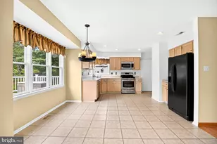 202 Amberfield Dr, Mount Laurel, NJ 08054 - Photo 7