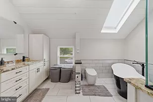 147 Mott Ave, Burlington, NJ 08016 - Photo 13