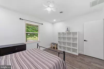 147 Mott Avenue, Burlington, NJ 08016 - Photo 19