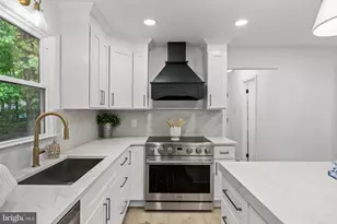 1 Dickson Dr, Medford, NJ 08055 - Photo 19