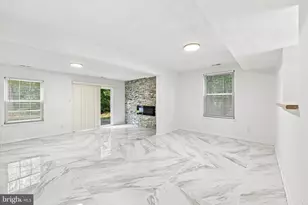 34 Dorchester Cir, Marlton, NJ 08053 - Photo 9
