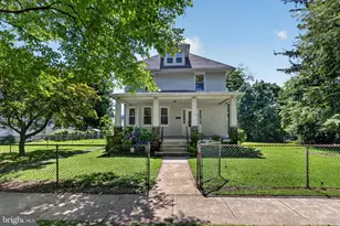 809 Garfield Ave, Palmyra, NJ 08065 - Photo 1