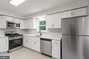 14 Bong Terrace, Mount Holly, NJ 08060 - Photo 9