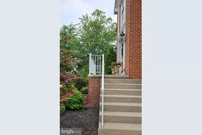 53 Waterford Drive, Bordentown, NJ 08505 - Photo 3