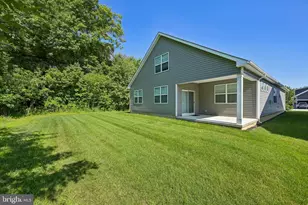 235 Congressional Ct, Moorestown, NJ 08057 - Photo 3