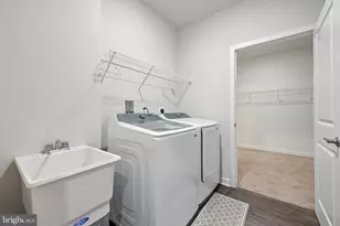 235 Congressional Ct, Moorestown, NJ 08057 - Photo 25