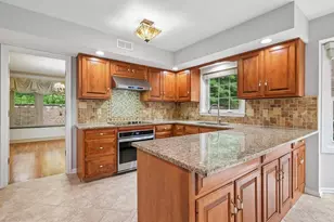 142 Foxwood Dr, Moorestown, NJ 08057 - Photo 17