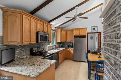 13 Birch Drive, Southampton, NJ 08088 - Photo 7