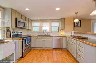 430 Jacobstown Cookstown Rd, Wrightstown, NJ 08562 - Photo 11