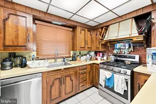 9 Hancock Ln, Willingboro, NJ 08046 - Photo 7