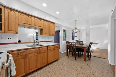 325 Carleton Lane, Mount Laurel, NJ 08054 - Photo 5