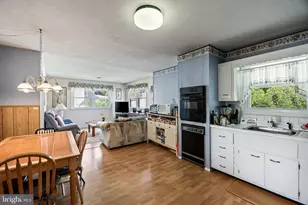 114 Ramblewood Pkwy, Mount Laurel, NJ 08054 - Photo 9