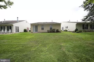 7 Fairfax Dr, Mount Laurel, NJ 08054 - Photo 33