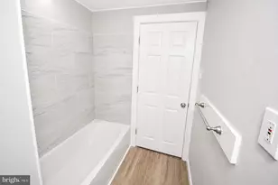 209 York St, Burlington, NJ 08016 - Photo 17