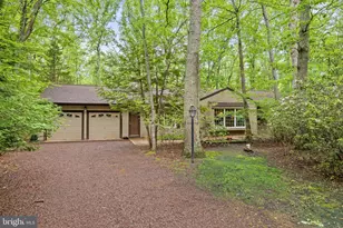 39 Thunderhead Dr, Medford, NJ 08055 - Photo 5